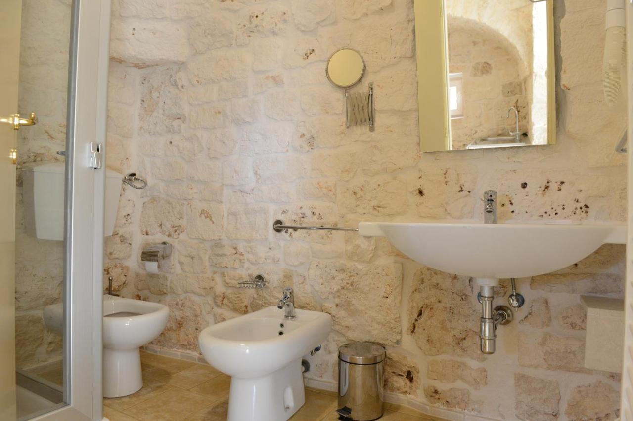 Agritrulli Pensionat Ostuni Exteriör bild