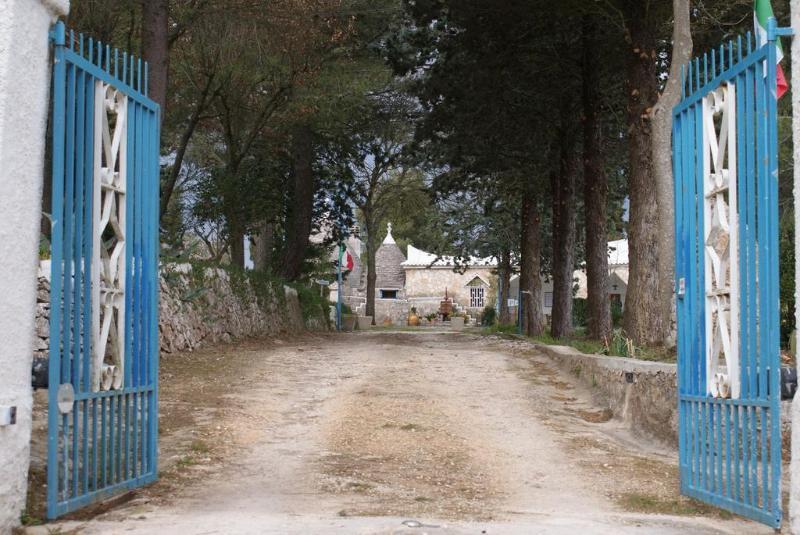 Agritrulli Pensionat Ostuni Exteriör bild