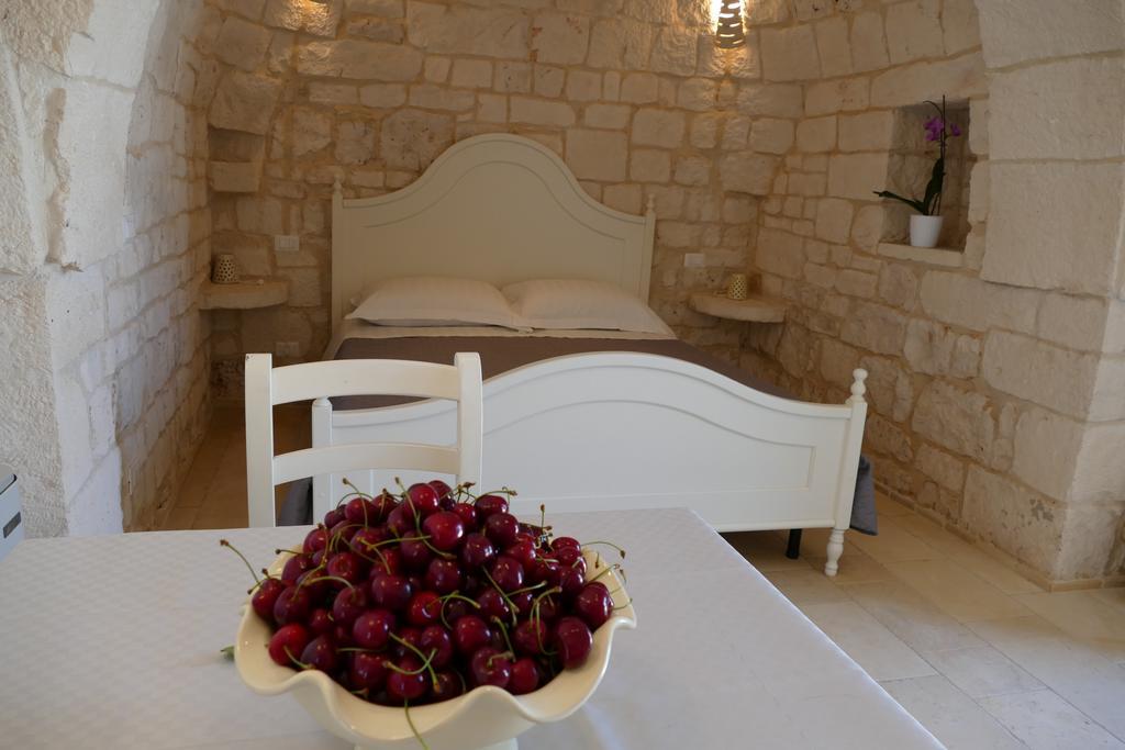 Agritrulli Pensionat Ostuni Exteriör bild